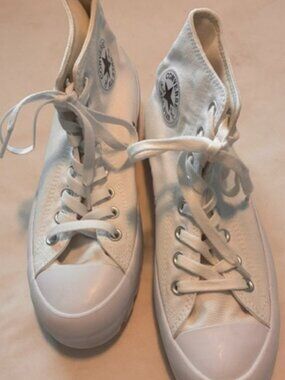Converse Platform Sneaker Chuck Taylor All Star Lugged High Top - White